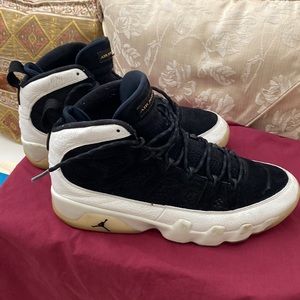 Retro Jordan 9. Los Angeles city. Edition……..